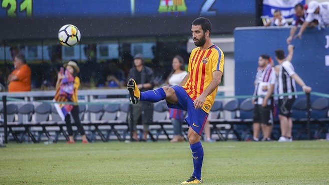 Arda Turan Barcelona’da kalacak iddiası