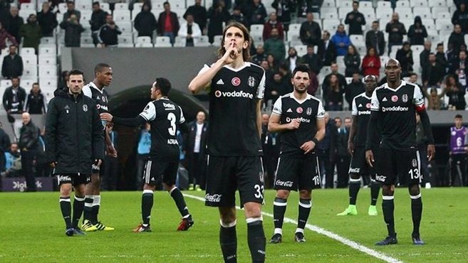 Beşiktaş Atınç Nukan’ı KAP’a bildiridi