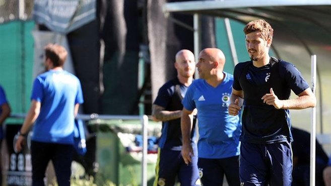  Fenerbahçe’de hazırlıklar devam ediyor