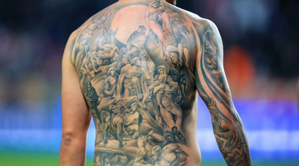 ' Hangi dövme hangi futbolcuya ait?