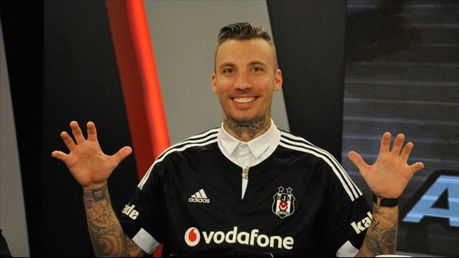 Alexis Delgado (1 milyon 100 bin Euro)