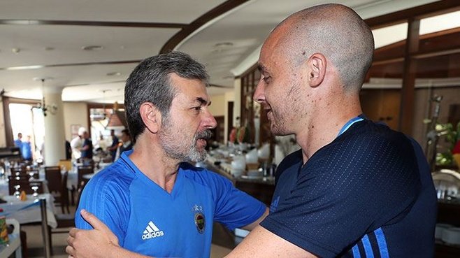 Aykut Kocaman neşteri vuruyor! İşte Fenerbahçe’den gönderilecek 2 isim