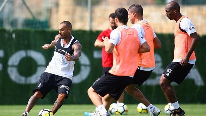 Beşiktaş, çalışmalarına devam etti
