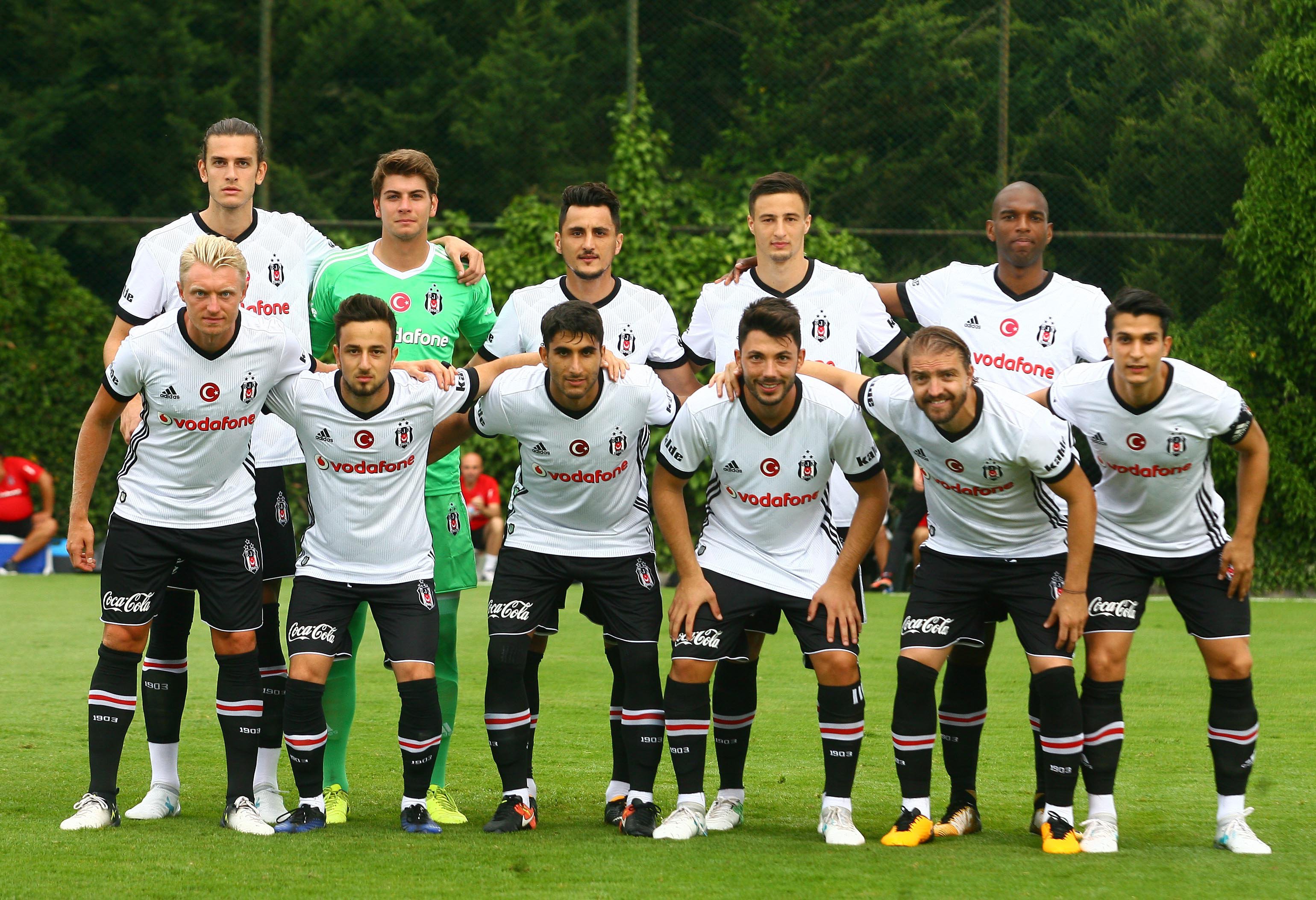 Beşiktaş'a transferde sürpriz rakip