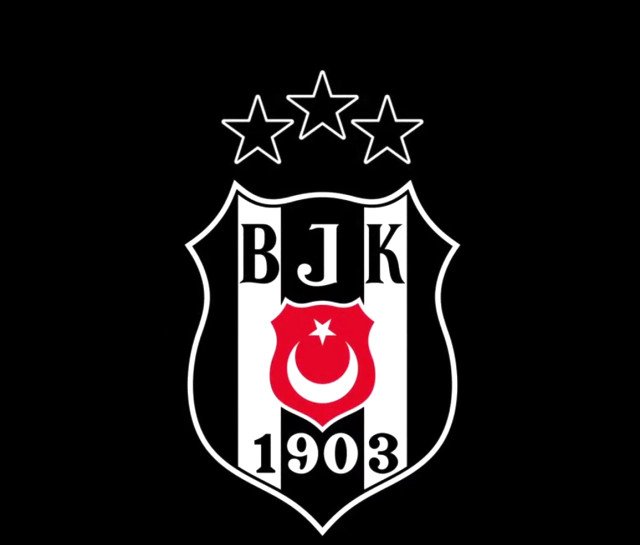 Beşiktaş'a yazılan yıldız oyuncudan kötü haber geldi