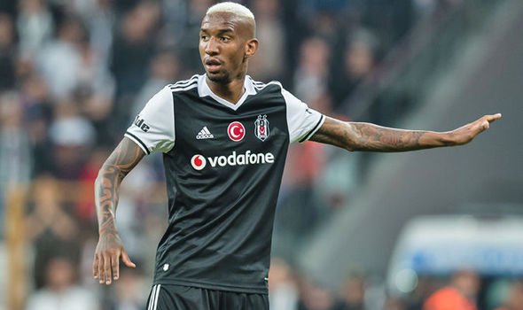 Talisca'da sakatlık korkusu! 