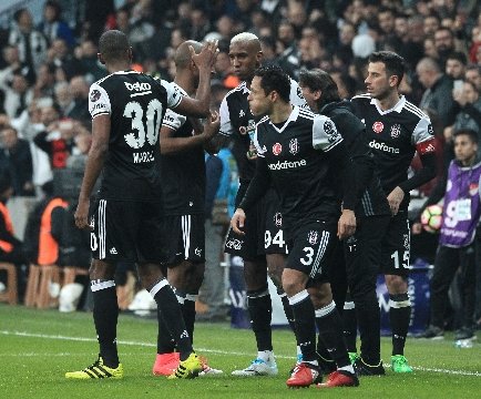 Beşiktaş’tan orta sahaya süpriz transfer