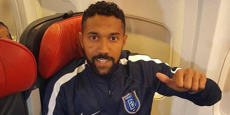 'Clichy'den Gomis ve Valbuena'ya gönderme! 