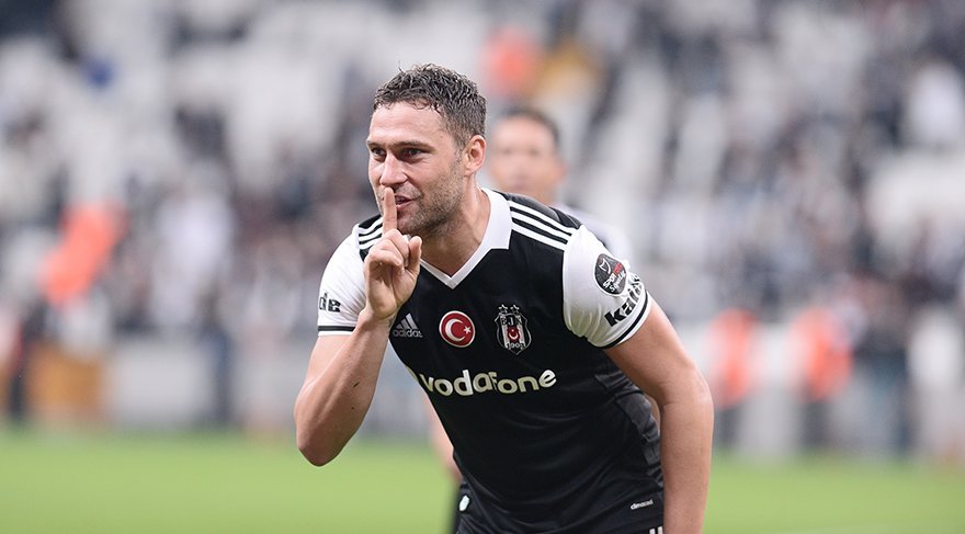 'Dusko Tosic'ten olay gönderme! 