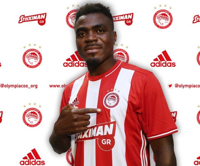Emenike - Fenerbahçe > Olympiakos - 2,5 milyon euro