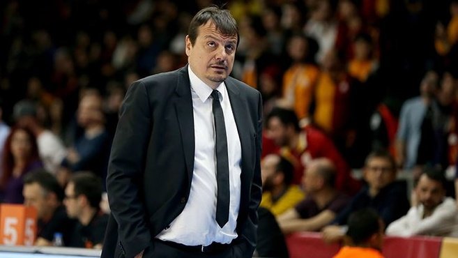 Ergin Ataman ilk kez konuştu! Olay gönderme