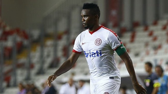 Fenerbahçe Eto’o haberini önce yalanladı, sonra siteden kaldırdı!