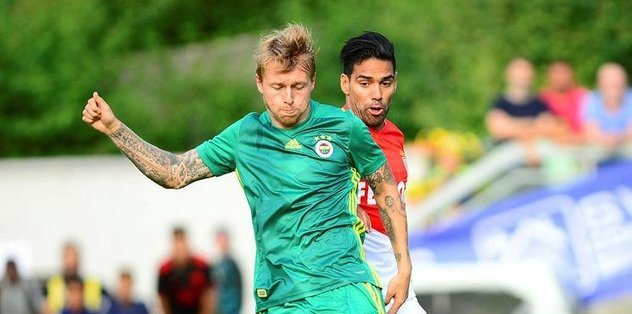 Fenerbahçe, Sevilla’nın teklifini kabul etti