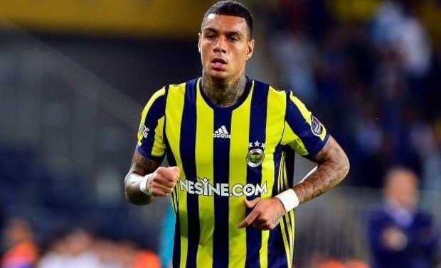 Fenerbahçe’de Van der Wiel travması!