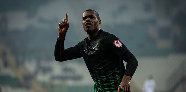 Fenerbahçe’den Vaz Te sürprizi