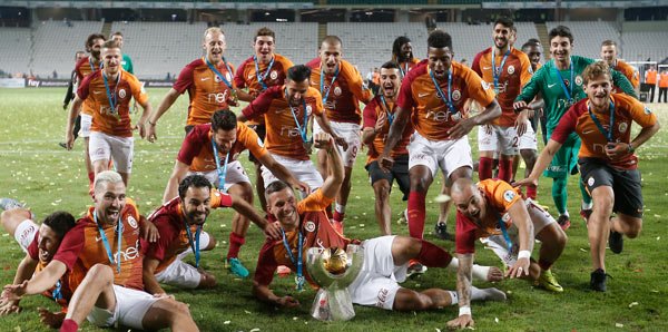 Fenerbahçeli yıldız Galatasaray'a doğru