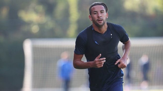 Fenerbahçe’nin yeni transferi Isla, ilk idmanına çıktı