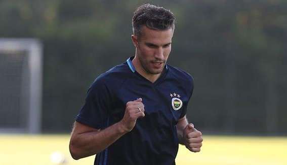 Fenerbahçe'ye büyük şok Van Persie!