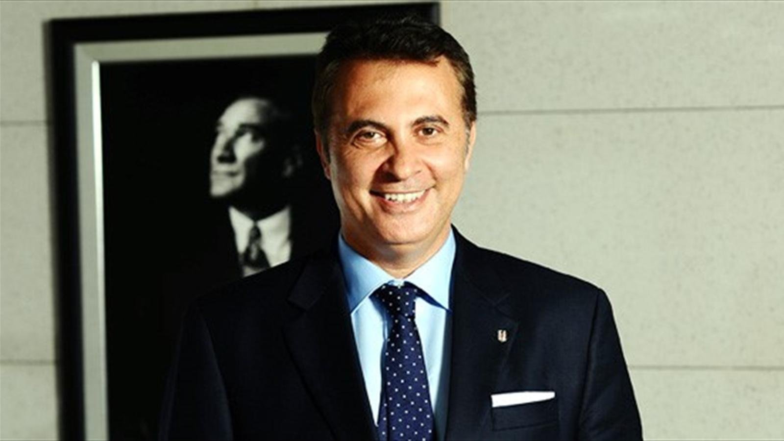 Fikret Orman’’ Malezya kralı ve Malezya futbol federasyonu başkanı Beşiktaşlı’’