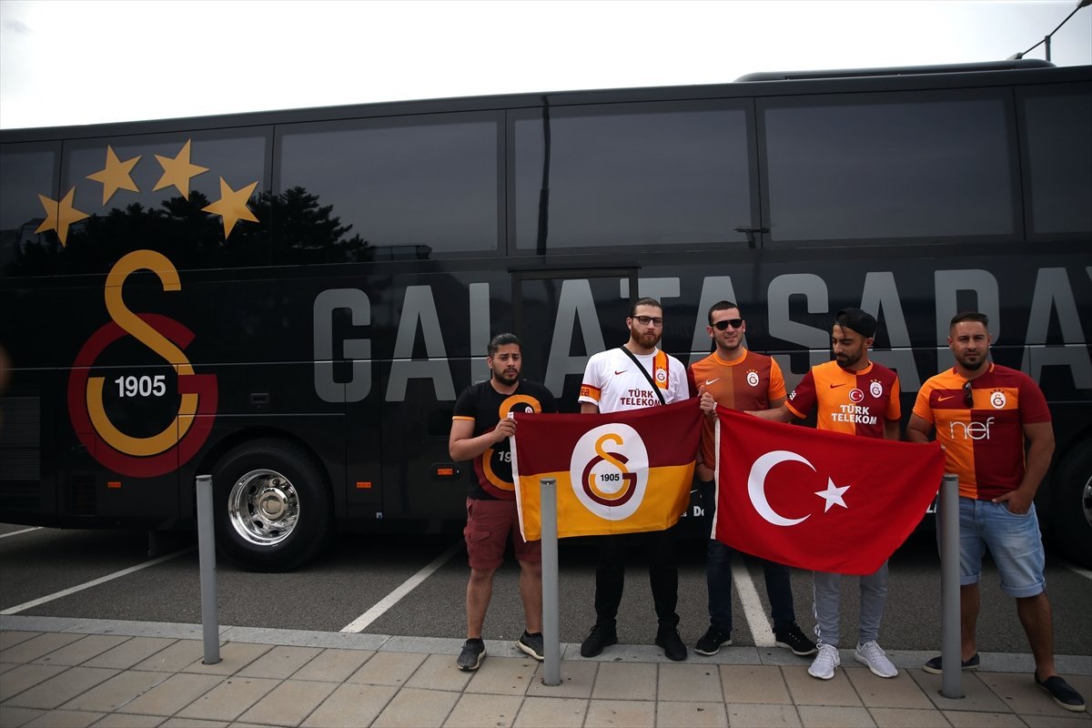 Galatasaray kampında gelenek sürdü