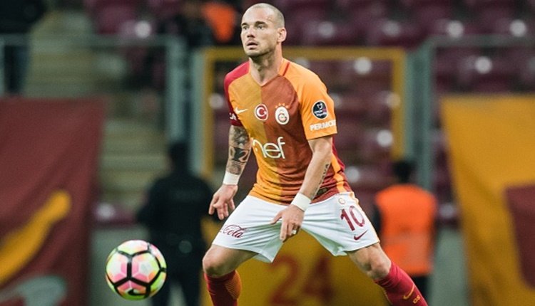 Galatasaray taraftarından Sneijder mesajı!