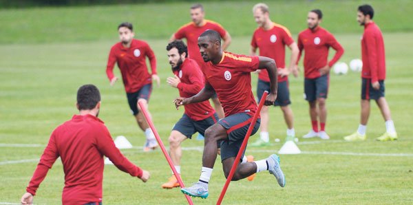 'Galatasaray taraftarının Lionel Carol isyanı