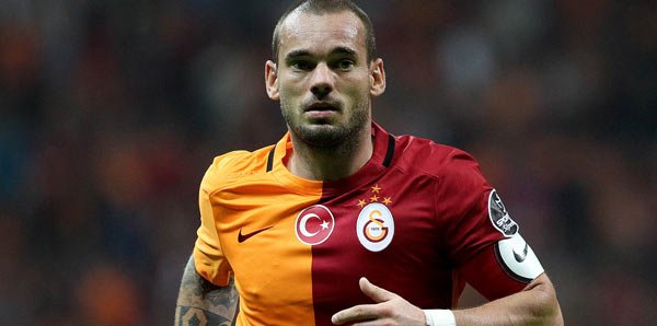 Galatasaray yönetimine Ümit Davala’dan Sneijder tepkisi