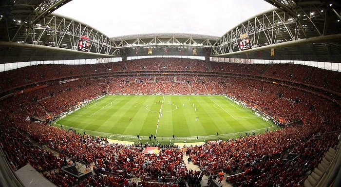 Galatasaray'da kaç kombine satıldı?