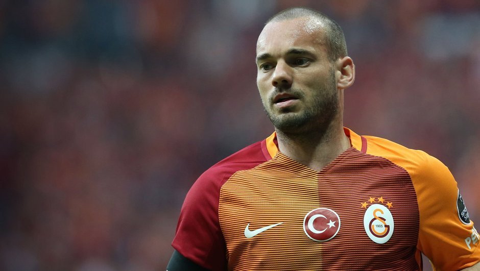 'Galatasaray'da Sneijder'in talebi belli oldu