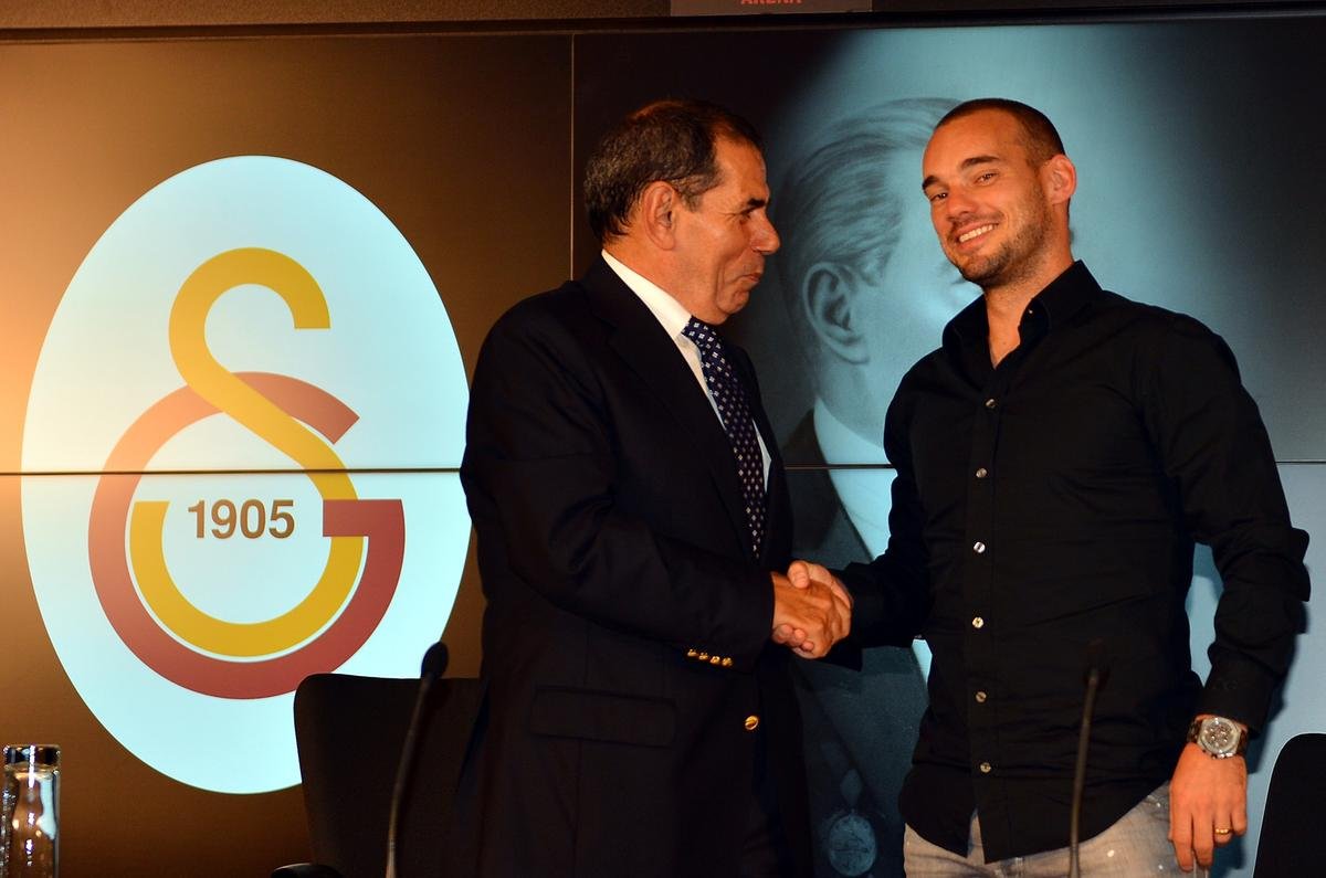 Galatasaray'da Wesley Sneijder ile yollar ayrılıyor iddiası