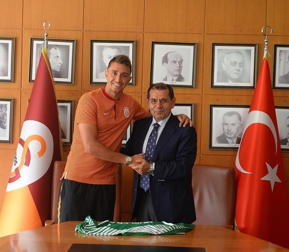Galatasaray'dan Muslera müjdesi! Resmen açıklandı