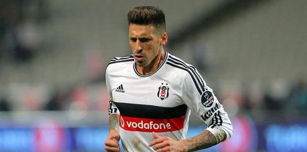 Jose Sosa (Kiralık - 1 milyon 400 bin Euro)