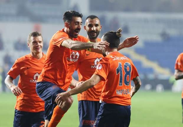 Medipol Başakşehir'den transfer furyası