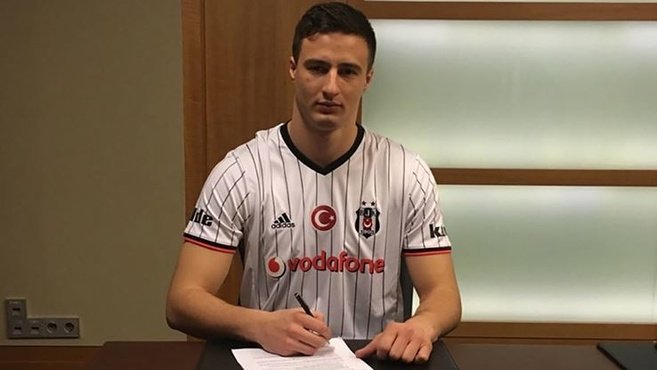 Mitrovic (4 milyon 200 bin Euro)