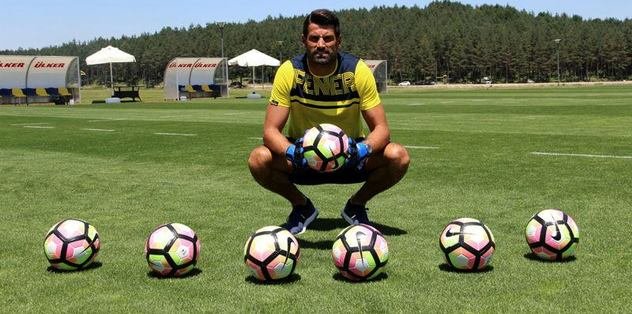 Muslera üzerinden G.Saray’a gönderme
