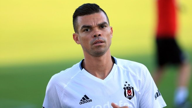 Pepe, Beşiktaş ile ilk antrenmanına çıktı