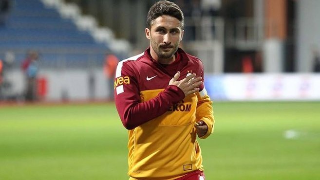 Sabri Sarıoğlu Kayserispor ile anlaştı