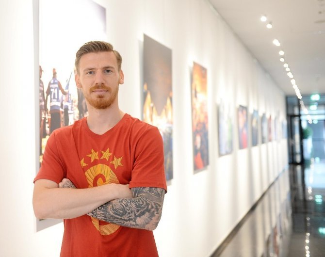 Serdar Aziz: 3 kulvarda şampiyon olacak gücümüz var