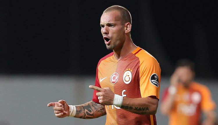 'Sneijder, Galatasaray'da kalacağını böyle açıkladı