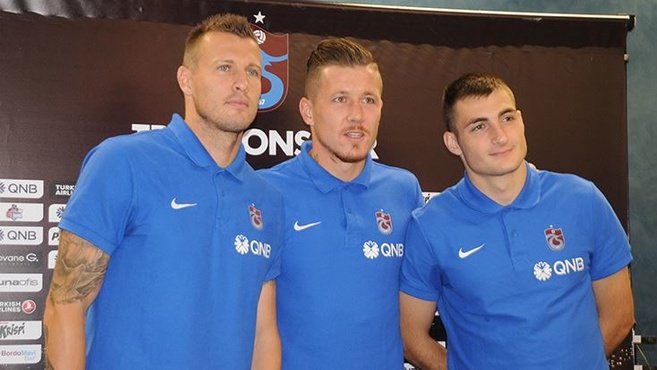 Trabzonsporlu Durica: 50. yılımızda şampiyon olmak istiyoruz