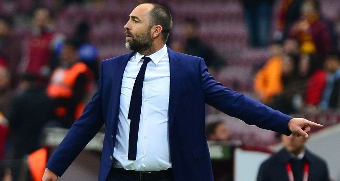 'Tudor'dan Sneijder açıklaması! İlk kez konuştu...