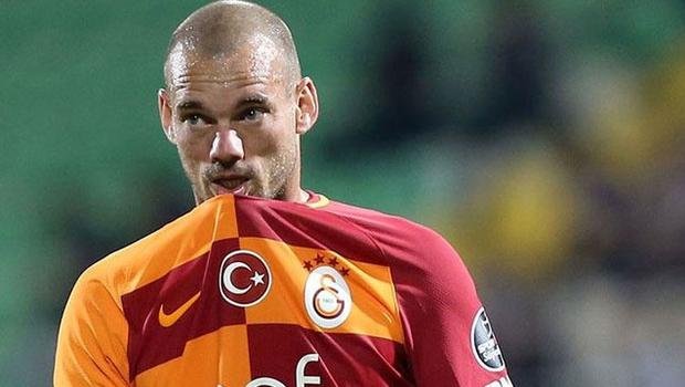Wesley Sneijder gidiyor mu kalıyor mu? İşte son durum...