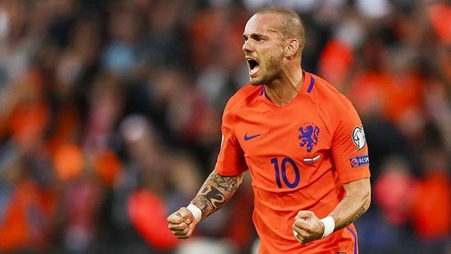 Wesley Sneijder’de sıcak gelişme!
