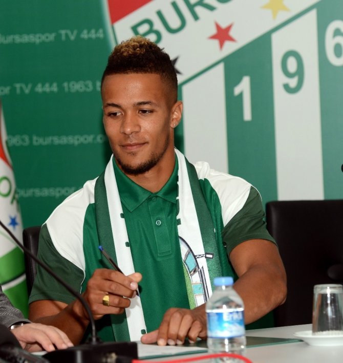 William Troost-Ekong - Gent > Bursaspor