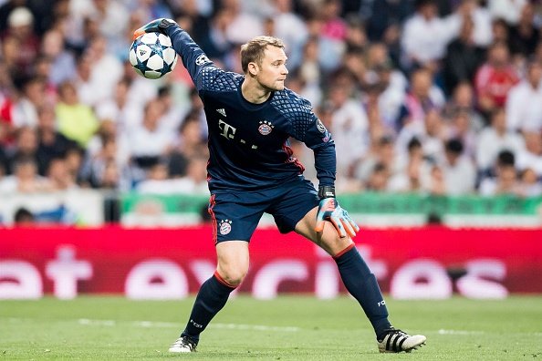 18: Manuel Neuer