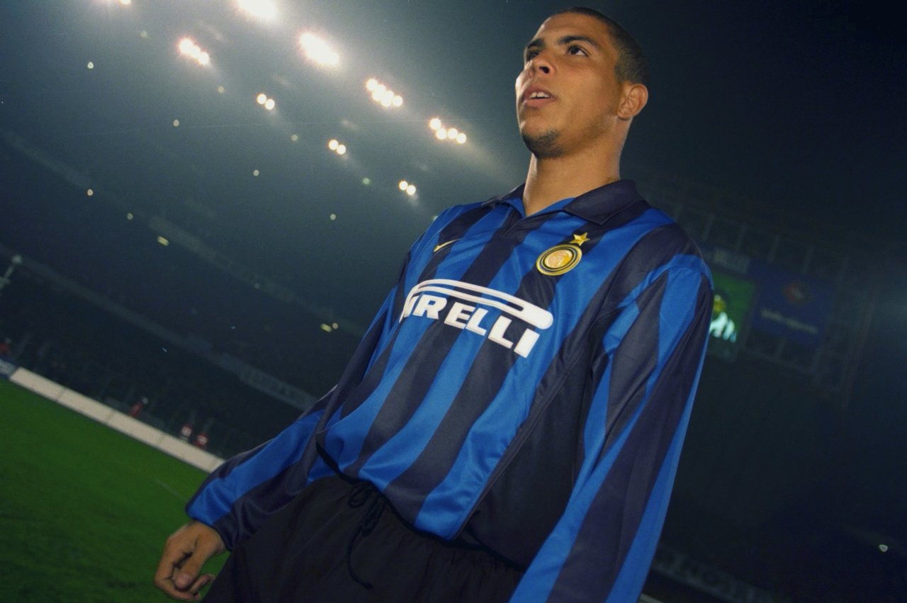 1997 - Ronaldo (28 milyon Euro)