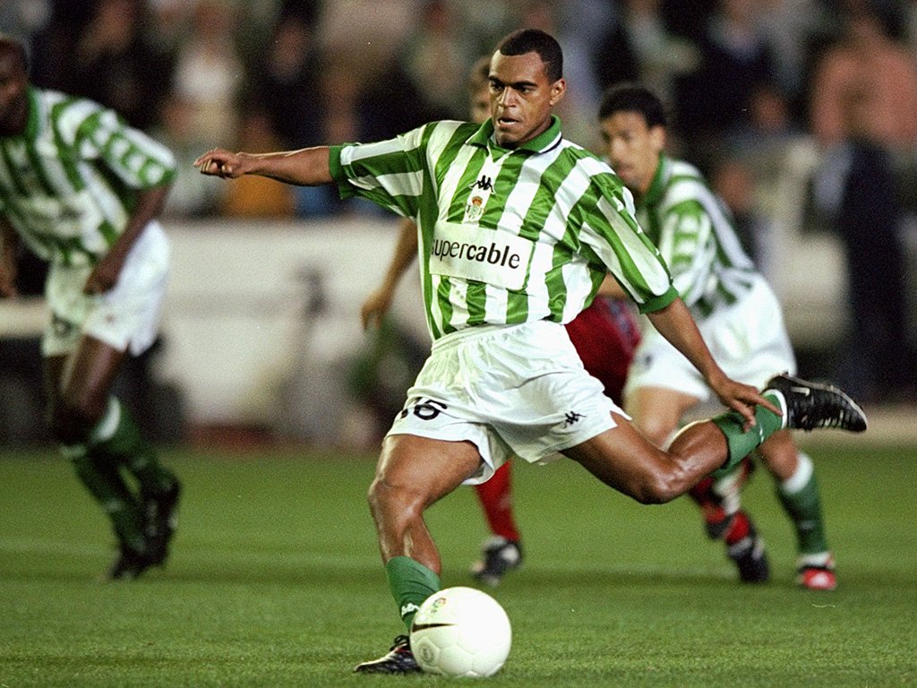 1998 - Denilson (32 milyon Euro)