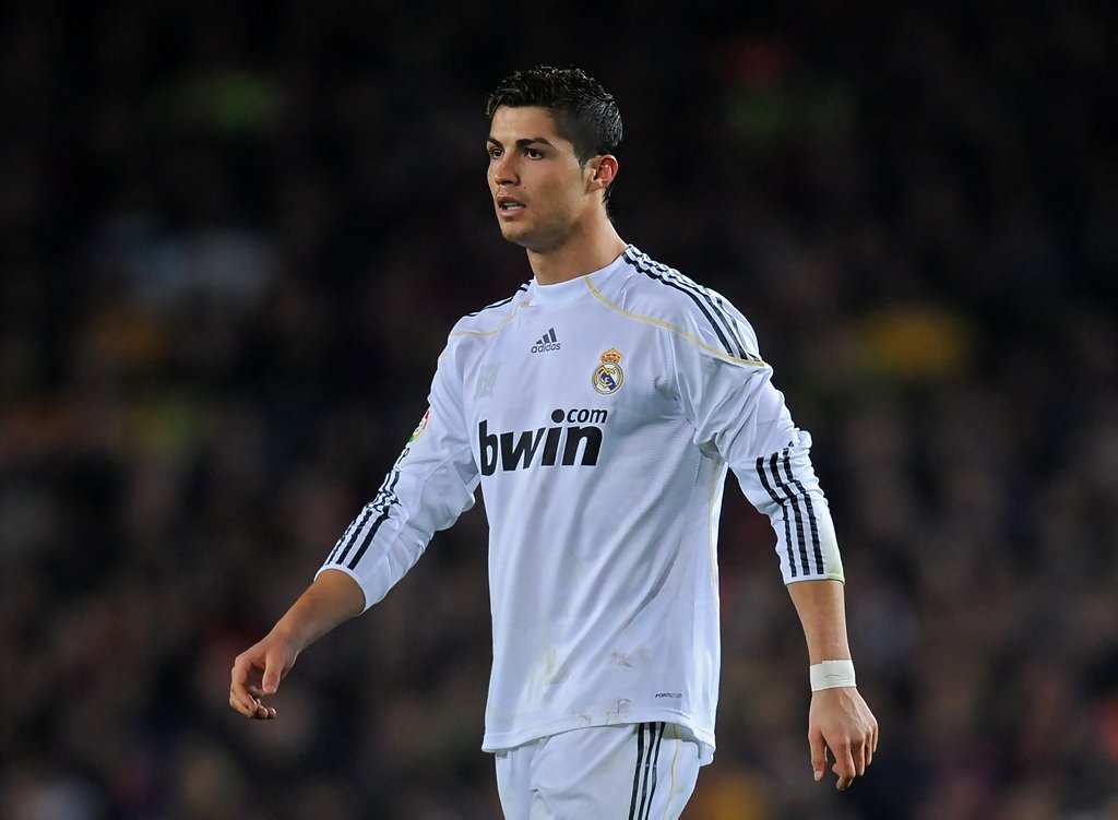 2009 - Cristiano Ronaldo (94 milyon Euro)
