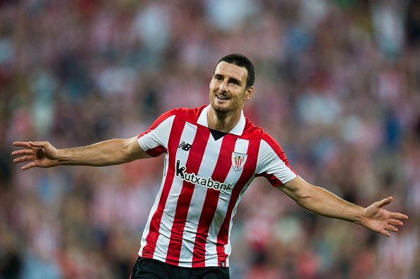 67: Aritz Aduriz