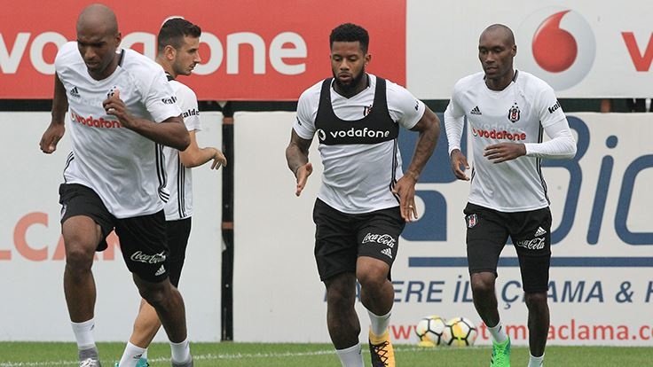 Lens hareket getirdi